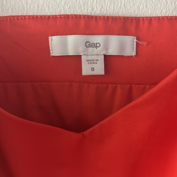 Red Gap Sundress Size 0 Great Condition - Picture 3 of 5